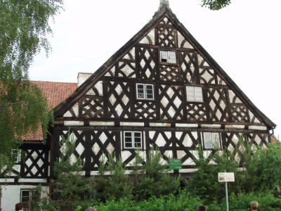 Vorlaubenhaus in Stalle