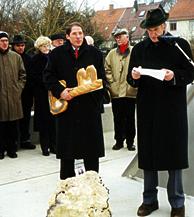 bergabe an die Stadtverwaltung